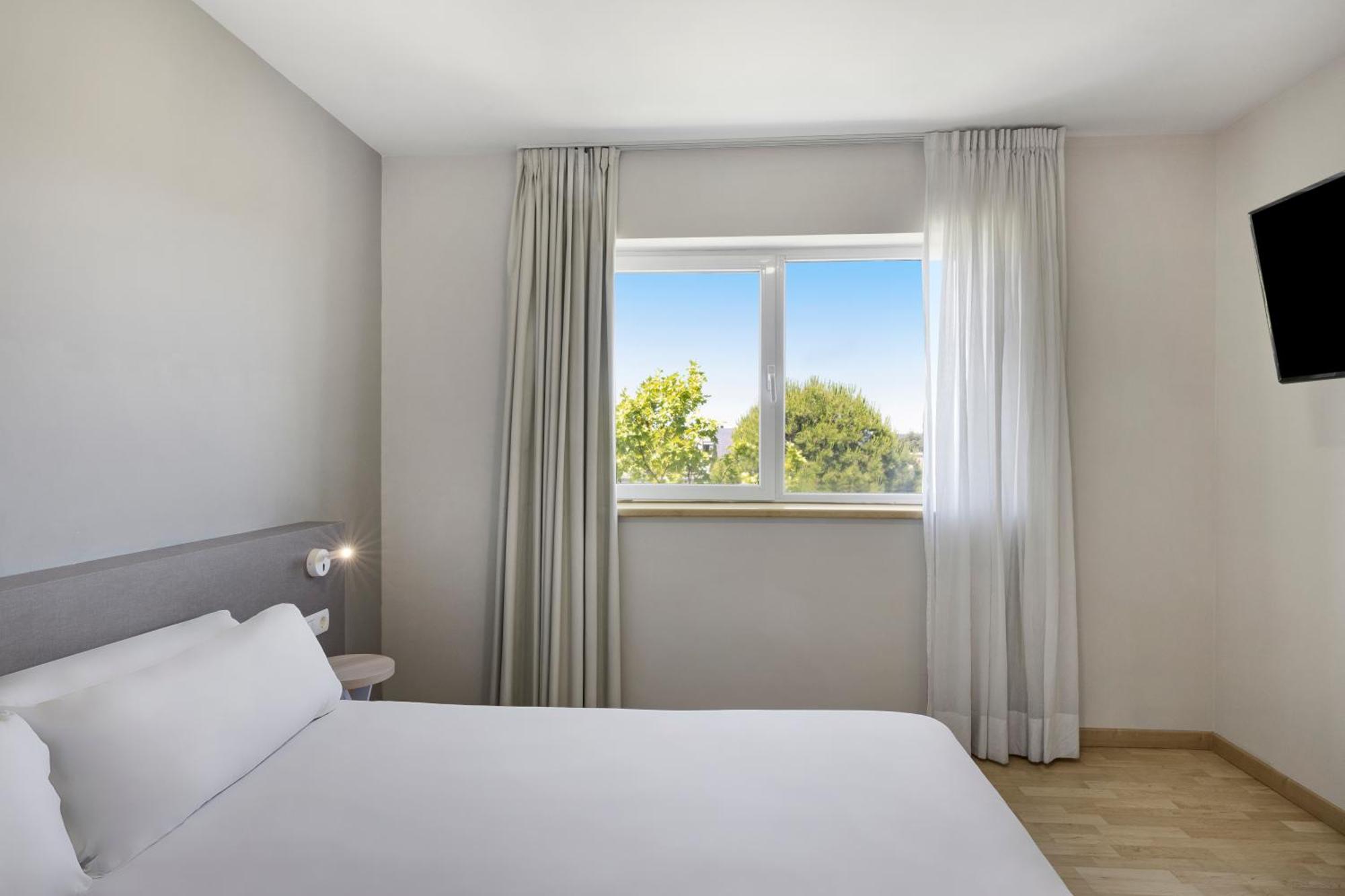 B&B Hotel Madrid Las Rozas Ngoại thất bức ảnh